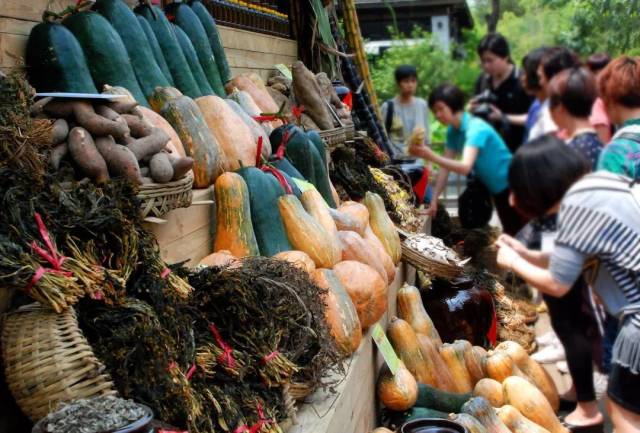 過年不知道去哪？封開邀你體驗地道年味，共賞農副產品盛宴